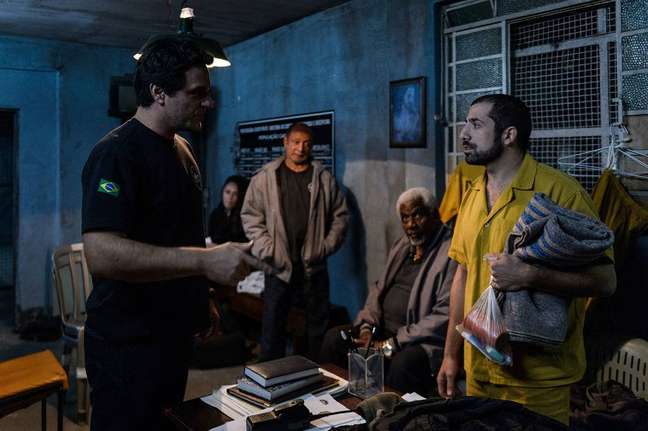 Filme é estrelado pelos atores Rodrigo Lombardi (Adriano) e Kaysar Dadour (Abdel). Foto: Divulgação