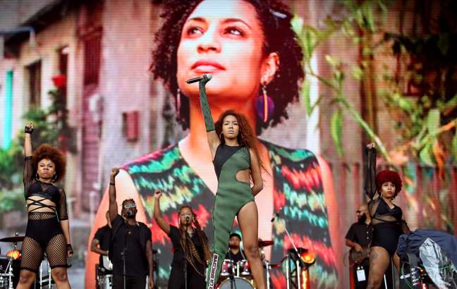 A cantora Lellê se apresenta no palco Sunset no primeiro dia do Rock in Rio 2019 e faz homenagem a Marielle e Ágatha