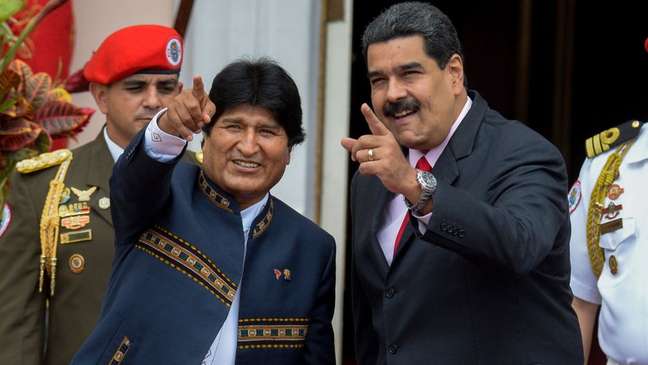 Tanto Evo Morales como Nicolás Maduro são líderes socialistas, mas o resultado de suas políticas econômicas difere bastante