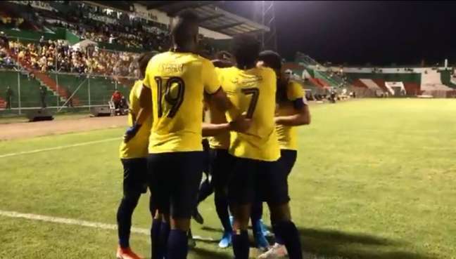 Seleção equatoriana não encontrou dificuldades contra Trinidad e Tobago (Foto: Twitter/Equador)