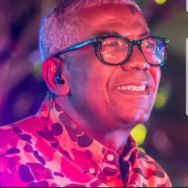 Reinaldo Cantor Reinaldo, o 'príncipe do pagode', morre aos 65 anos