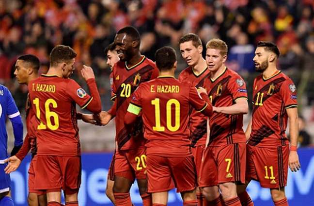 Belgas venceram mais uma nas Eliminatórias da Eurocopa (Foto: AFP)