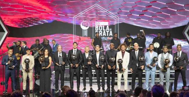 Flamengo dominou a Bola de Prata, com sete jogadores e o treinador (Foto:Photo Premium/Lancepress!)