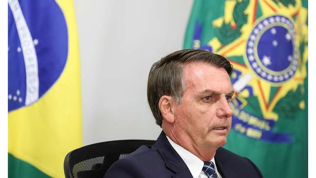 Presidente afirmou que pessoa com HIV é 'uma despesa para todos no Brasil'
