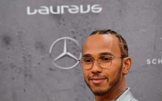 Lewis Hamilton foi um dos destaques do Prêmio Laureus (Foto: Tobias SCHWARZ / AFP)