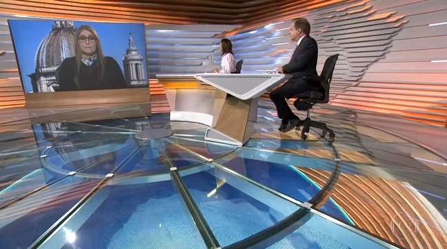Ilze Scamparini se controlou para não chorar ao ser tomada por forte emoção ao vivo na Globo