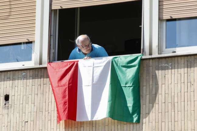Italiano em isolamento em Roma, capital da Itália
