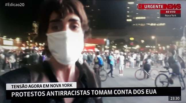 A repórter Candice Carvalho circulou por protestos em Nova York para registrar a indignação das pessoas