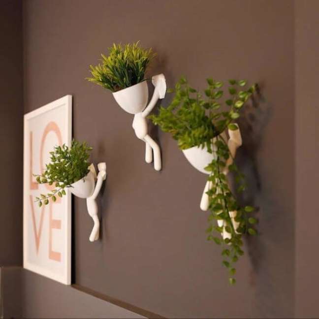 4. Vasos de parede decorativos e criativos – Via: Pinterest
