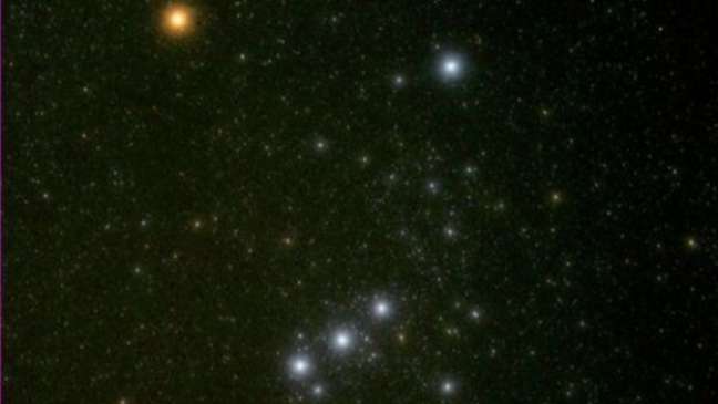 Supergigante vermelha é acompanhada por diversos observadores ao redor do mundo