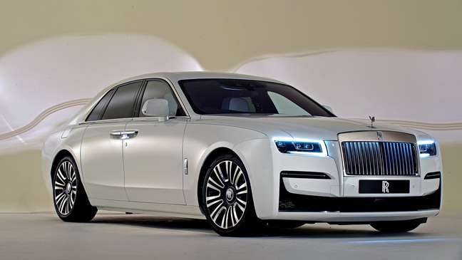 Rolls-Royce Ghost: nova geração do sedã de altíssimo luxo custa R$ 4 milhões no Brasil.