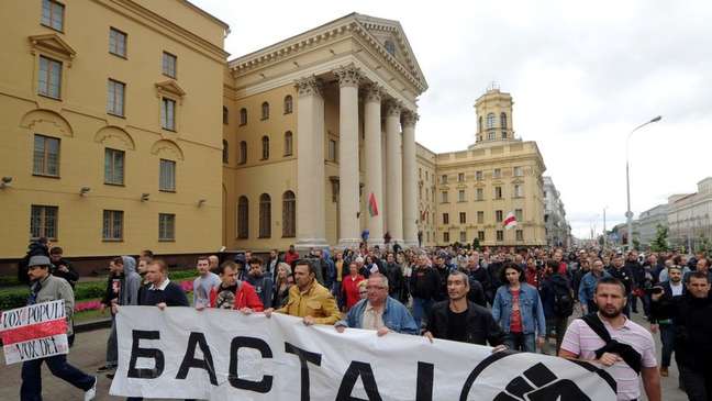 Muitos dos protestos passam em frente ao prédio da KGB