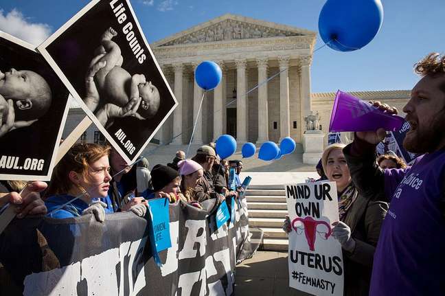A batalha contra o aborto tem sido prioridade constante dos evangélicos por décadas