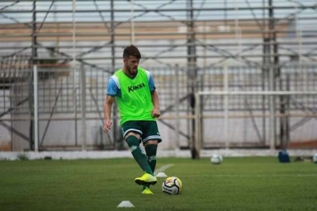 Léo Campos chegou como reforço para a reta final do campeonato estadual (Foto: Divulgação/Luverdense)