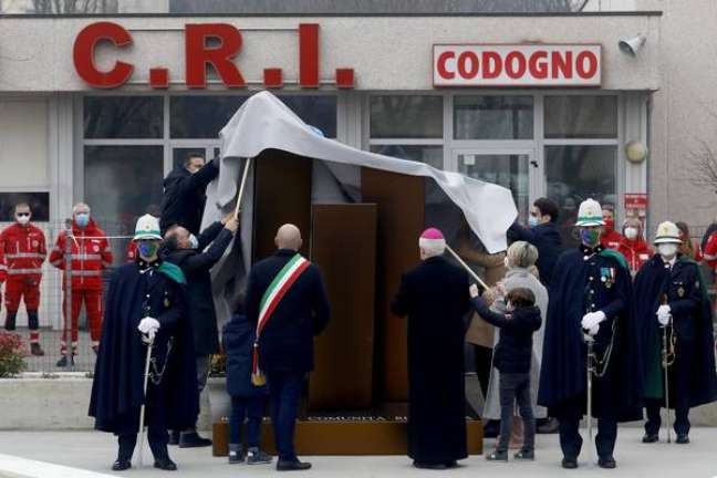 Homenagem a vítimas da pandemia em Codogno, norte da Itália