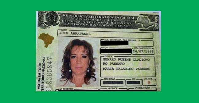Foto da CHN prova a idade de Iris Abravanel: autorizada a tomar a primeira dose em São Paulo