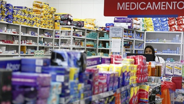 A procura por ivermectina nas farmácias brasileiras 'explodiu' a partir de maio de 2020