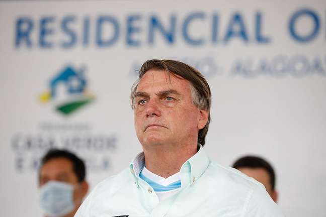 Bolsonaro segue sem partido