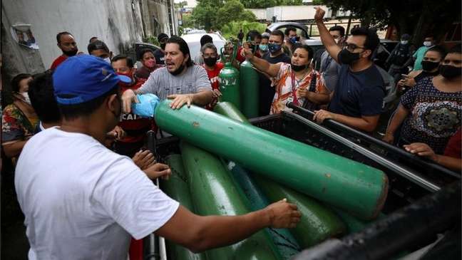 Crise do oxigênio em Manaus, em janeiro; Pazuello atribuiu responsabilidade ao governo do Amazonas