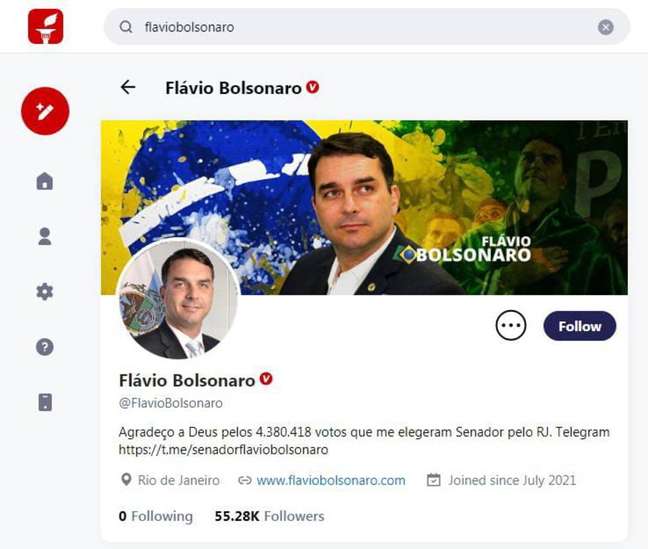 Filho do presidente Jairr Bolsonaro, senador Flávio Bolsonaro criou perfil na rede social criada por ex-conselheiro de Donald Trump