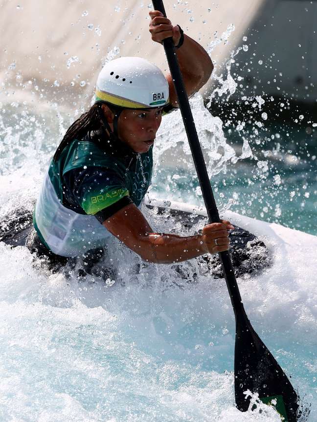 Ana Sátila avança à semifinal na canoagem slalom k1 da Olimpíada