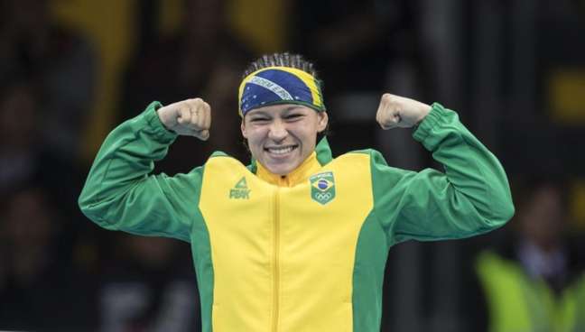 Bia Ferreira fará a final do boxe na categoria até 60kg nos Jogos Olímpicos (Crédito: Jonne Roriz/COB)