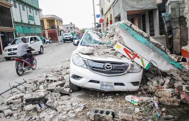 Destruição em Les Cayes, no Haiti 