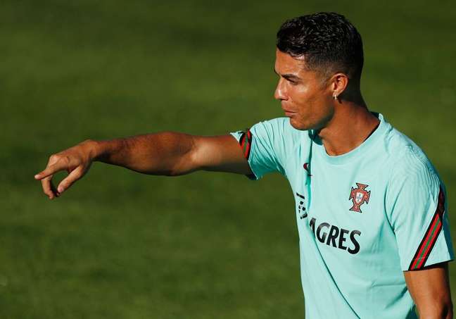 Cristiano Ronaldo durante treino da seleção de Portugal em Lisboa
30/08/2021 REUTERS/Pedro Nunes