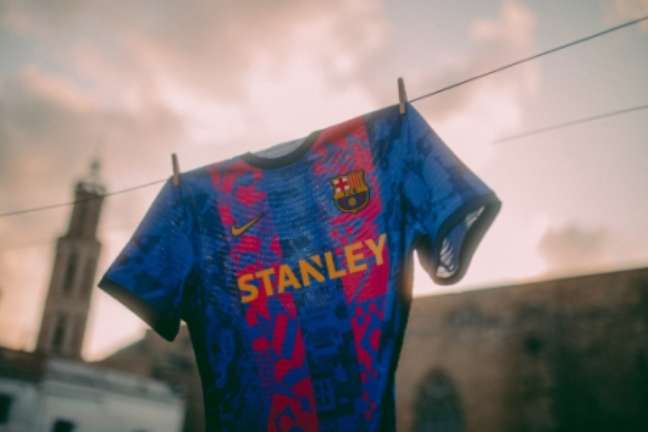 novo uniforme barcelona