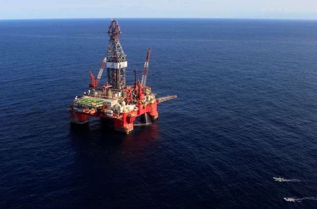 Plataforma marítima de petróleo no Golfo de México.
17/01/2014
REUTERS/Henry Romero