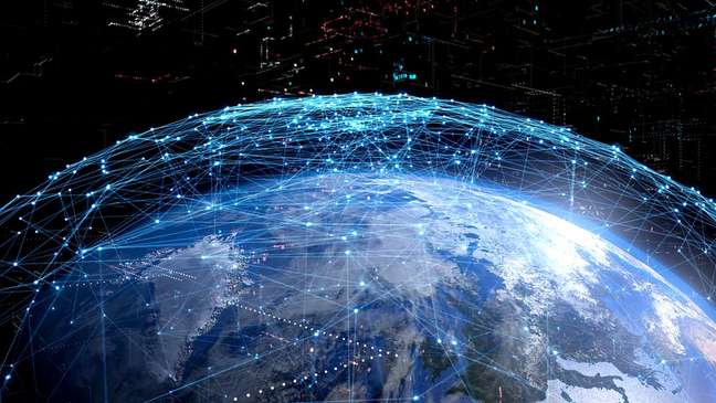 Especialistas dizem que os serviços de internet se tornaram muito centralizados Especialistas dizem que os serviços de internet se tornaram muito centralizados