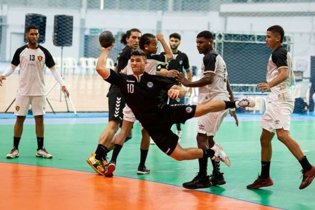O Campeonato Brasileiro Juvenil de Handebol está sendo disputado no Rio de Janeiro(Divulgação/CBHb) O Campeonato Brasileiro Juvenil de Handebol está sendo disputado no Rio de Janeiro(Divulgação/CBHb)