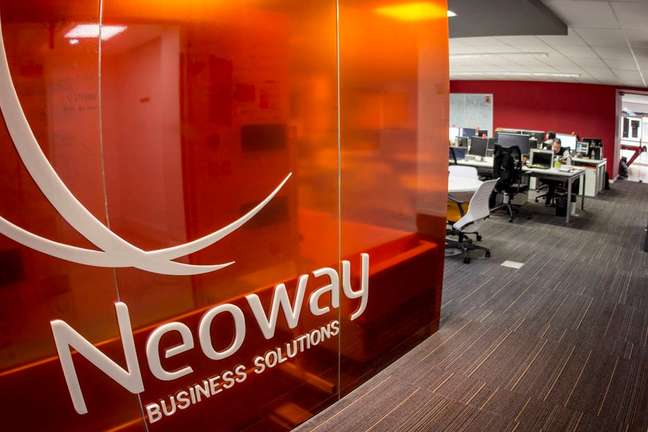 Neoway é uma empresa catarinense de análise de big data e inteligência artificial para negócios.