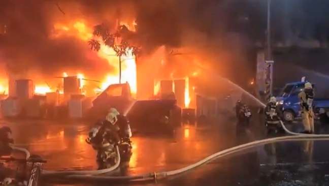 O incêndio deixou 41 feridos e provocou 46 mortes O incêndio deixou 41 feridos e provocou 46 mortes