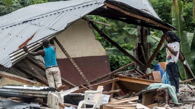Dois dias depois que um terremoto de magnitude 7,2 atingiu o sudoeste do Haiti, outro desastre natural aconteceu: a tempestade tropical Grace