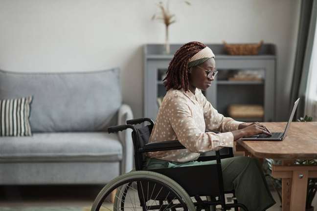 O programa TODAS in-Rede promove capacitações voltadas para o empoderamento e autonomia de mulheres com deficiência