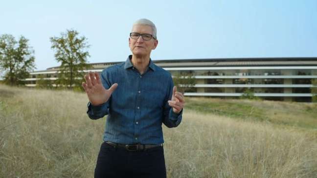 Tim Cook no recente evento de outubro da Apple 