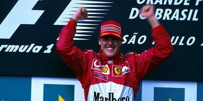 Michael Schumacher no pódio do GP do Brasil de 2002