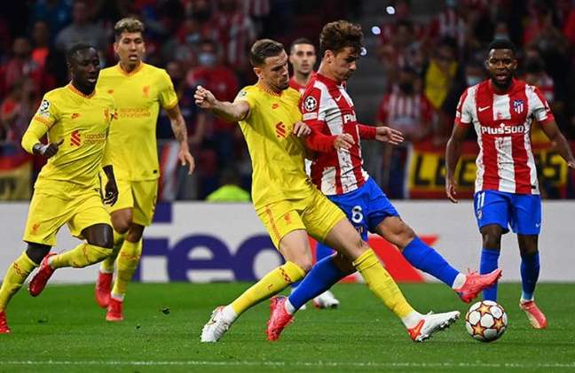 No primeiro duelo, Liverpool conseguiu derrotar o Atlético de Madrid (GABRIEL BOUYS / AFP)