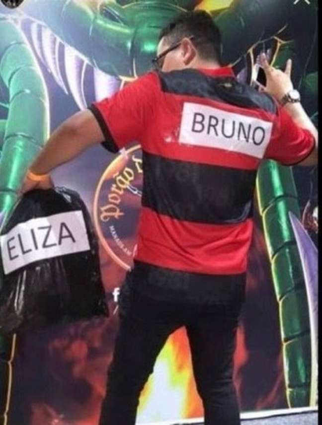 Homem que se fantasiou de goleiro Bruno foi demitido (Foto: Reprodução)