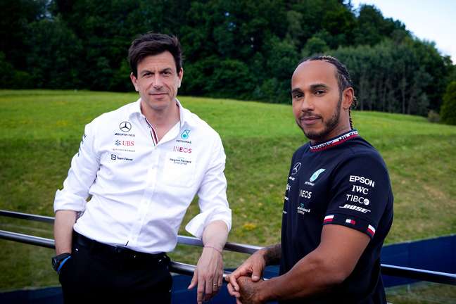 Toto Wolff destaca la impredecible temporada 2021 para aprovechar la victoria de Lewis Hamilton en México 