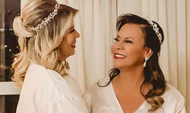 Marília Mendonça era a única filha de Ruth Moreira Marília Mendonça era a única filha de Ruth Moreira