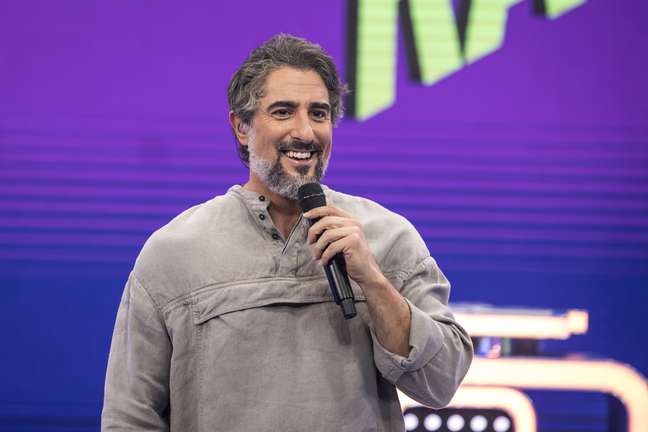Marcos Mion abre mão de contrato com a Netflix para focar no 'Caldeirão' em 2022