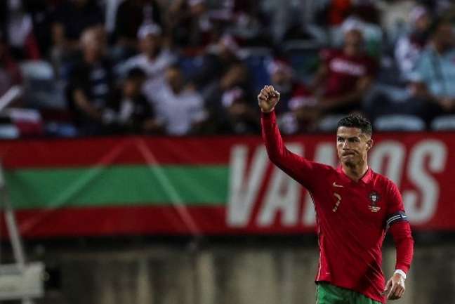 Portugal enfrenta Irlanda pelas Eliminatórias (Foto: CARLOS COSTA / AFP)