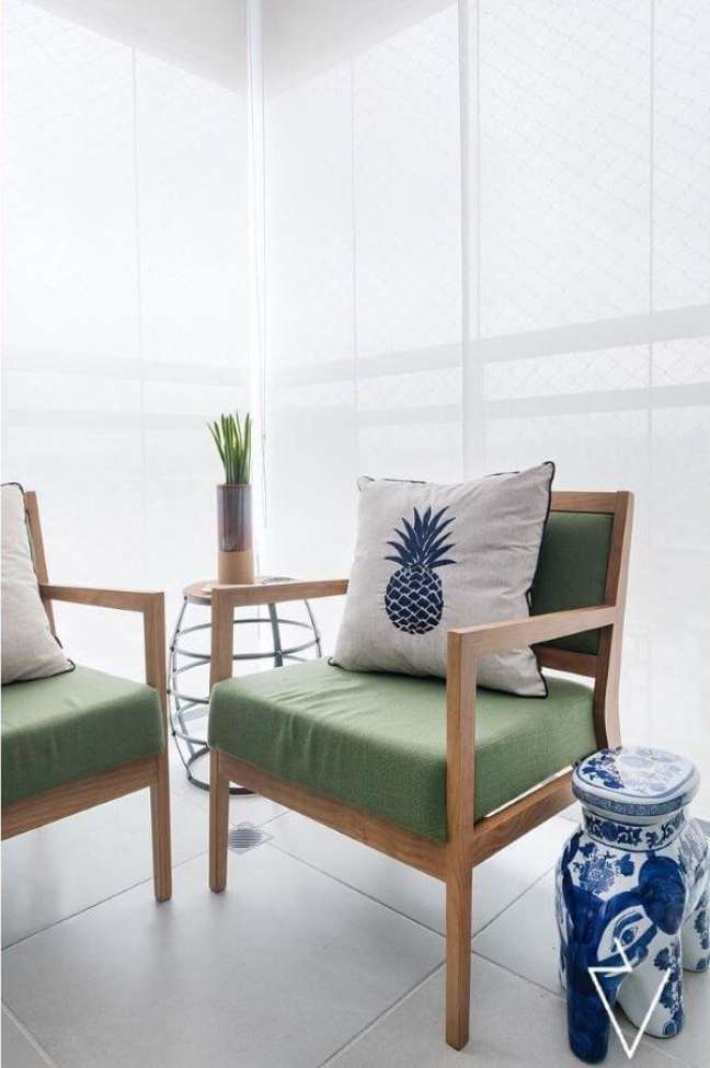 52. Cadeira para sacada na cor verde moderna – Foto Estudio Uvv