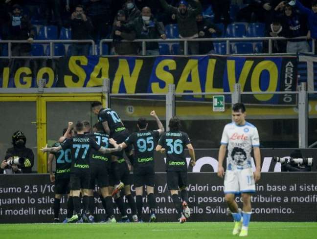 Inter de Milão venceu o Napoli por 3 a 2 (Foto: FILIPPO MONTEFORTE / AFP)