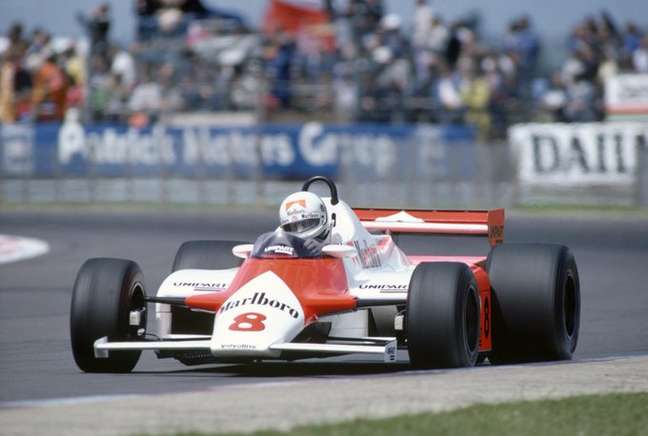 De Cesaris no GP da Grã-Bretanha de 1982