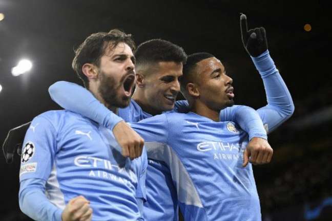 City venceu o PSG por 2 a 1 com gol de Gabriel Jesus (Foto: OLI SCARFF / AFP)