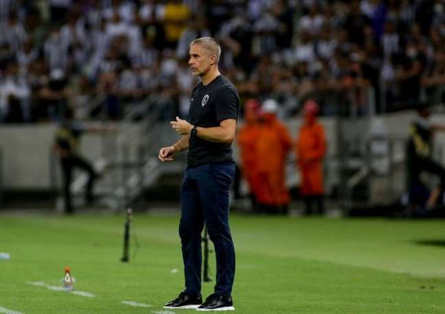 Sylvinho é treinador do Corinthians desde maio de 2021 (Foto: Rodrigo Coca/Ag. Corinthians)