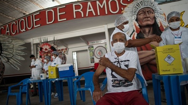 Embora a vacinação contra a covid-19 tenha avançado bastante, cerca de um terço da população brasileira segue desprotegida
